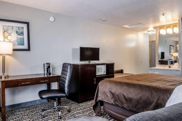 Clarion Hotel By Humboldt Bay image 14